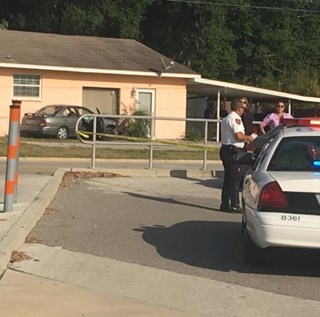 A photo of Lakeland Police offers at the scene