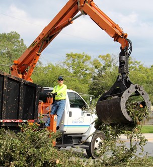 claw truck