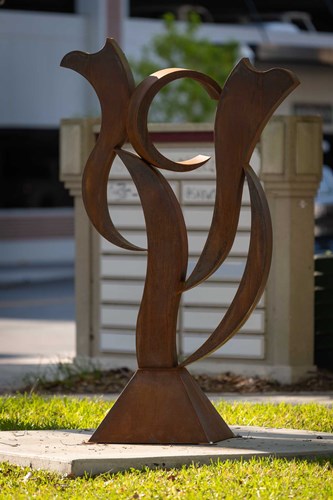 Sculpture on Lemon Street Promenade