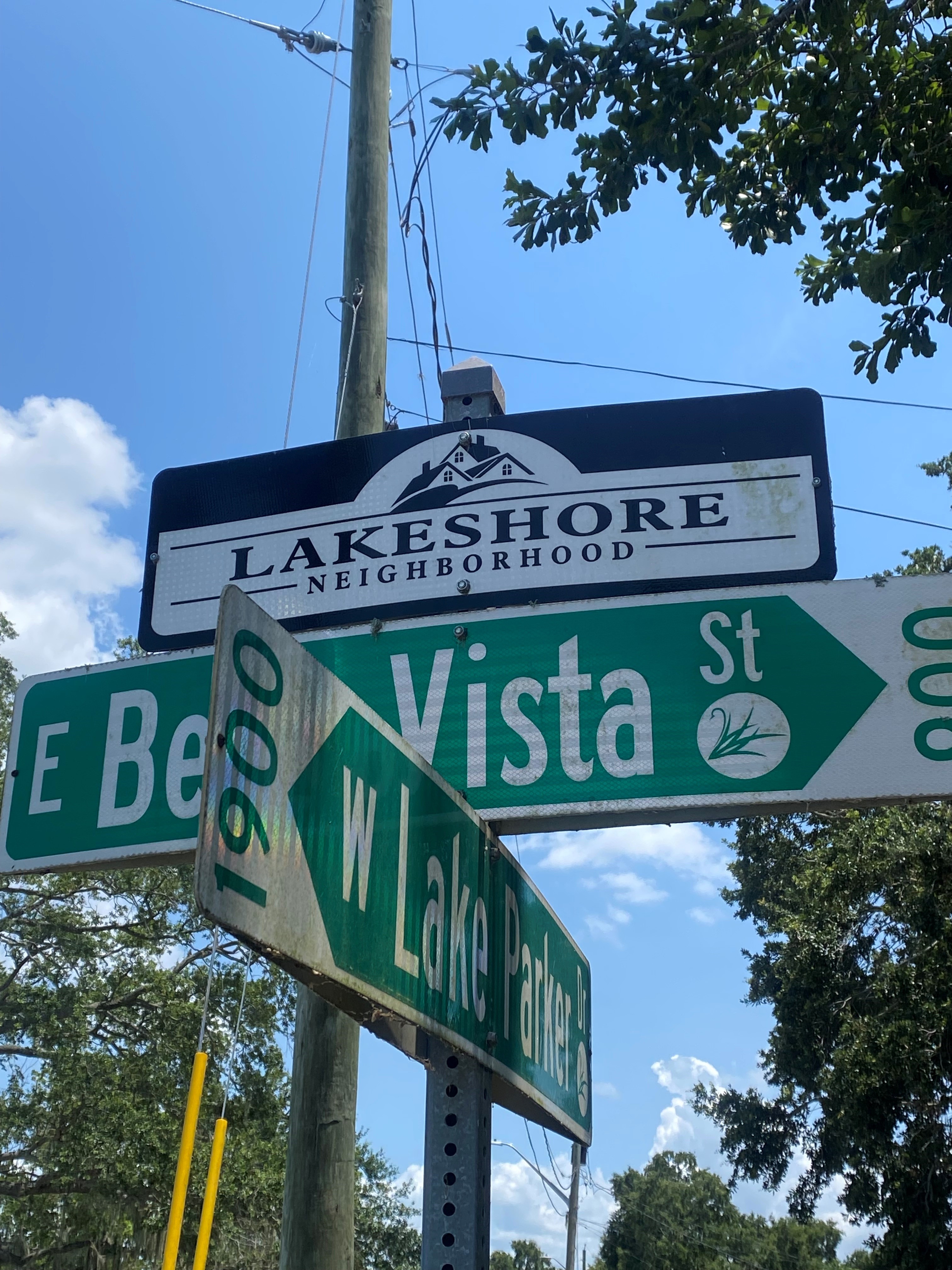 A sign signifying you are in the Lakeshore Neighborhood.