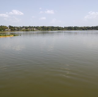 Lake Hunter on a sunny day